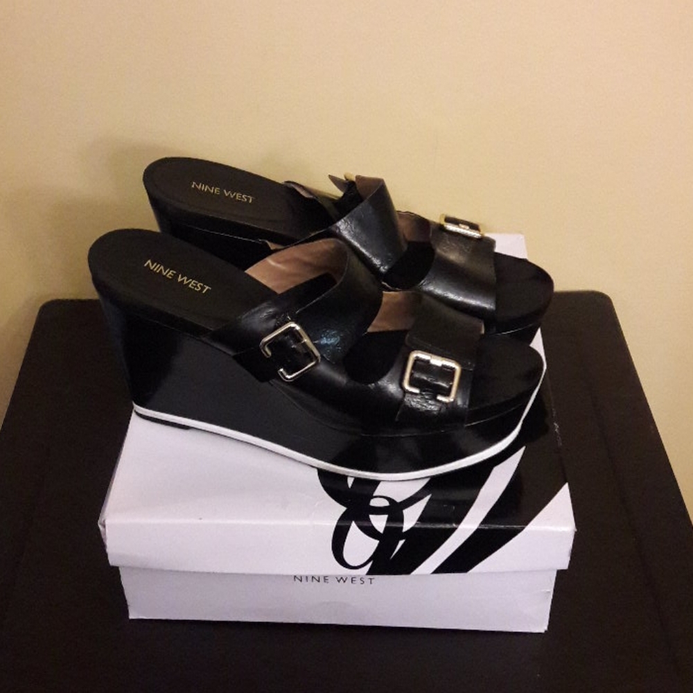 Nine West Wedge size 12M